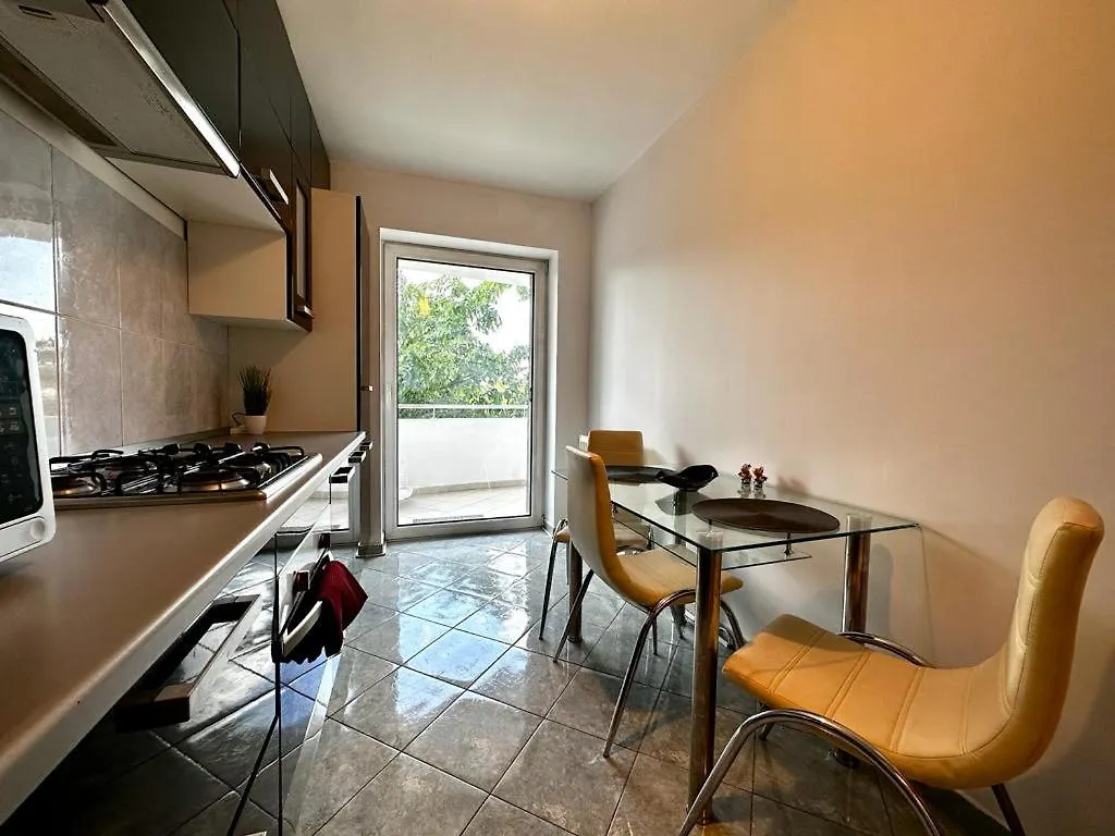 Cozy And Quiet Apartment ブカレスト