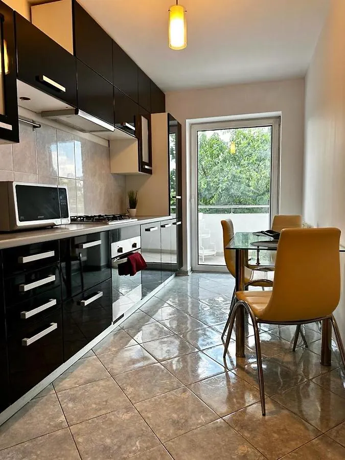 Cozy And Quiet Apartment ブカレスト